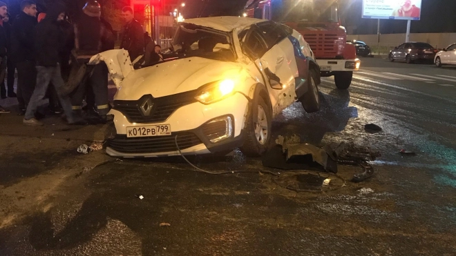 В ДТП у площади Калинина погибли водитель и пассажир каршеринга