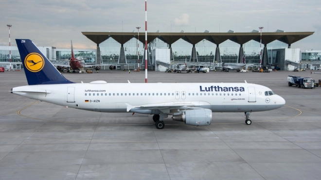 Авиакомпания Lufthansa отменила рейсы из Петербурга и Москвы во Франкфурт