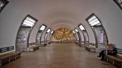 Движение поездов на синей ветке петербургской подземки восстановлено