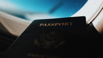 В 2022 году прописку в паспортах несовершеннолетних ...