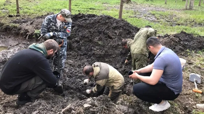 На территории парка "Сильвия" в Гатчине найдены 45 останков убитых мирных жилетей и военнопленных