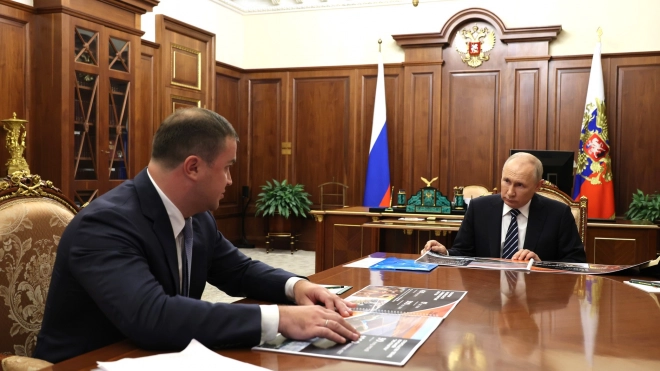 Путин призвал врио главы Омской области напрямую работать с людьми