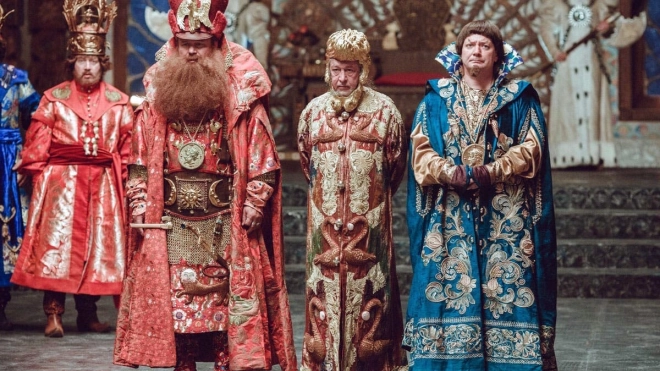 Выставку костюмов к картине "Конёк-Горбунок" открыли на "Ленфильме"