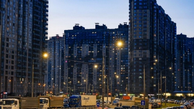 Улицу Федора Абрамова осветили 165 светодиодных фонарей