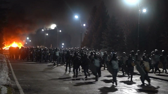 Банкир Аблязов: протесты в Казахстане координировали из Киева