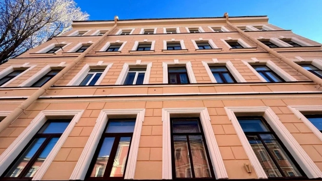 Контроль за состоянием фасадов нежилых зданий обсудили в Петербурге
