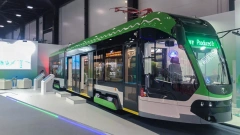 На ПМЭФ представили инновационный трамвай "Корсар"