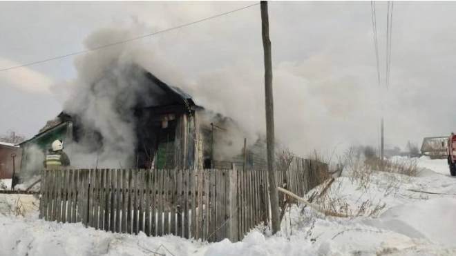 В Башкирии в страшном пожаре заживо сгорели мужчина и женщина