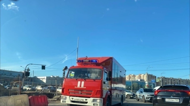 В Москве загорелся строящийся ЖК, двое человек эвакуированы