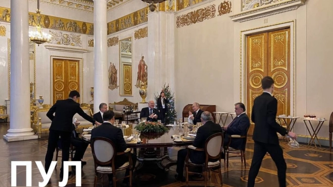 Стало известно, какое меню предложили лидерам СНГ на неформальном завтраке в Петербурге