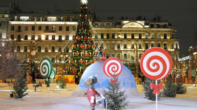 Губернатор пришел на традиционную рождественскую ярмарку в Петербурге