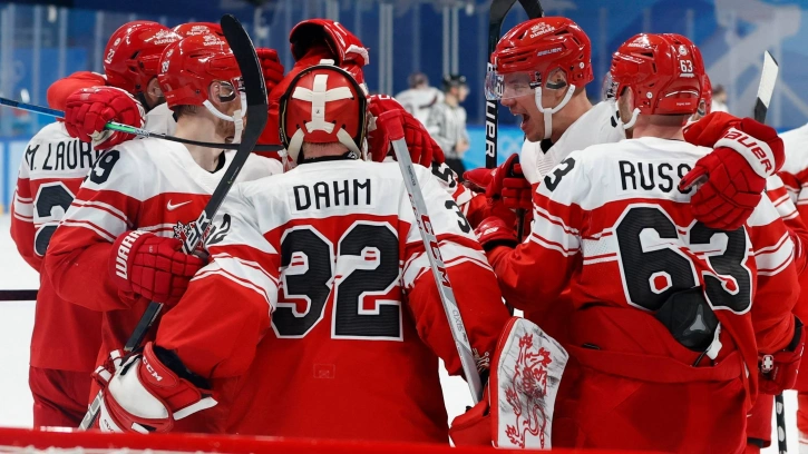 Сборная Дании по хоккею обыграла Латвию и сыграет с Россией в четвертьфинале на Олимпиаде-2022