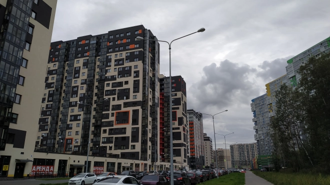 Темпы ввода жилья в Петербурге упали почти на 15%