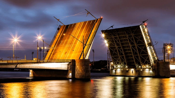 Новый разводной мост через Неву построят в Петербурге к 2028 году 