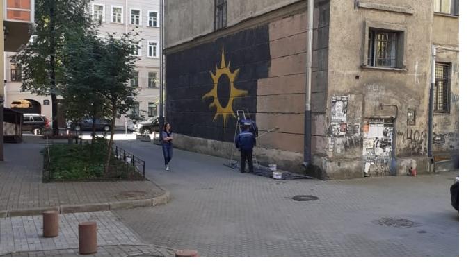 Стало известно, как вице-губернаторы Петербурга отнеслись к мораторию на закрашивание граффити