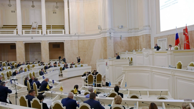 В ЗакСе Петербурга могут перейти к открытому поименному голосованию 