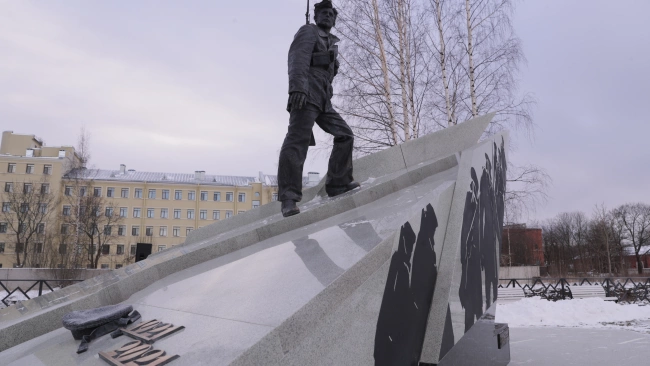 В парке "Патриот" в Петербурге открыт памятник участникам Кронштадтского восстания 1921 года