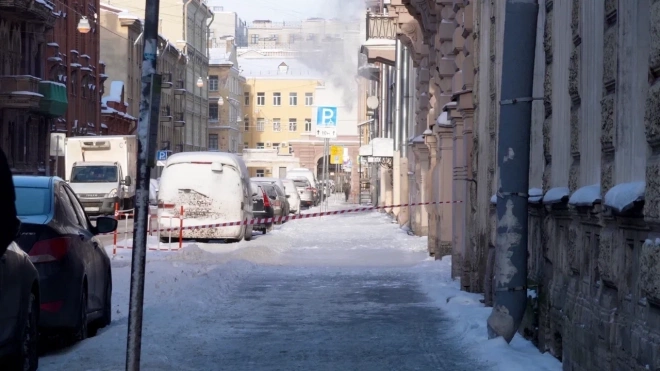 После падения на льду в Петербурге скончались 2 человека