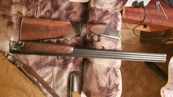 В Петербурге под кроватью умершего пенсионера нашли гранаты и ружье