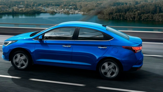 На бывшем заводе Hyundai в Петербурге начали собирать Solaris