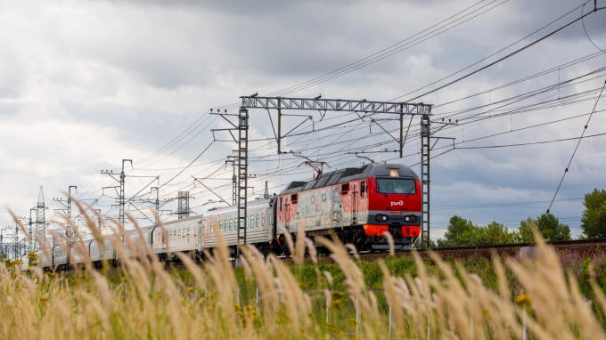 В октябре между Петербургом и Москвой запустят дополнительные поезда