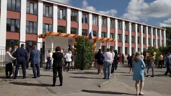 "Россети Ленэнерго" обеспечило надежным электроснабжением 13 школ и детских садов Петербурга 