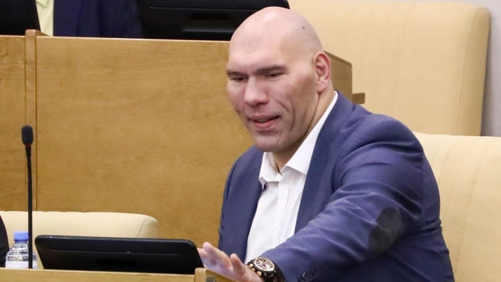 Валуев заявил, что судьбу Черчесова должны решить чиновники
