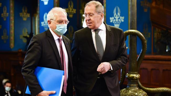 Жозеп Борель: Россия и ЕС отдаляются друг от друга