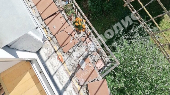 В хрущёвке на Новочеркасском обрушился балкон с людьми