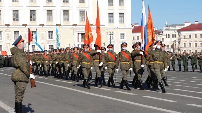 В колонне по Дворцовой во время парада Победы пройдут 4674 человека