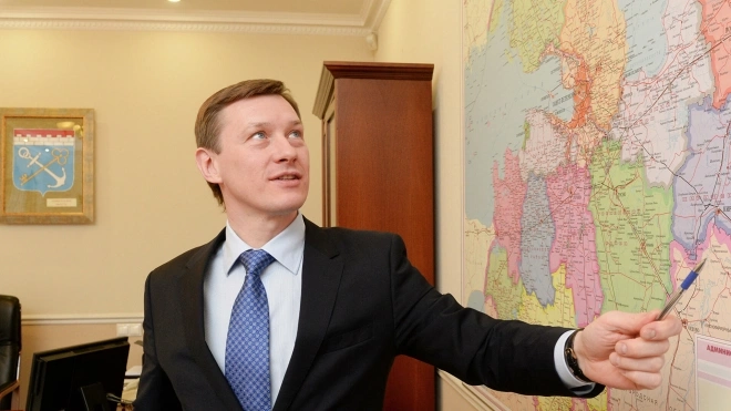 Бывшего вице-губернатора Ленобласти Михаила Москвина  заподозрили в получении взятки в 8,5 млн рублей