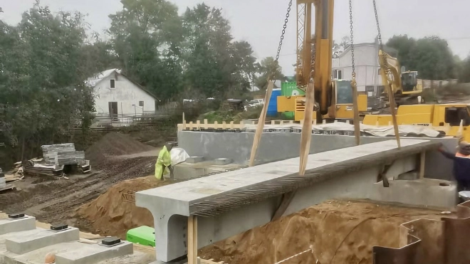 В Ломоносовском районе стартовало строительство моста через Стрелку