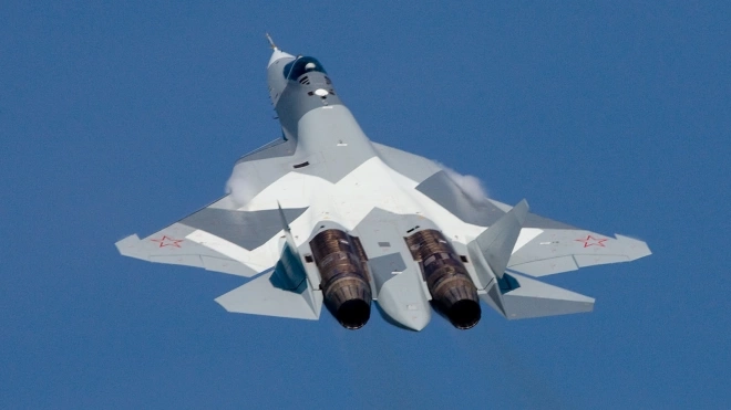 СМИ: Россия создаст новый вариант Су-57 для управления беспилотниками