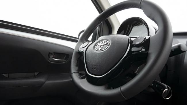Toyota отзывает в России более 3 тысяч автомобилей