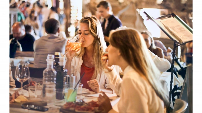 Осенью блюда в российских ресторанах могут подорожать на 15-20%