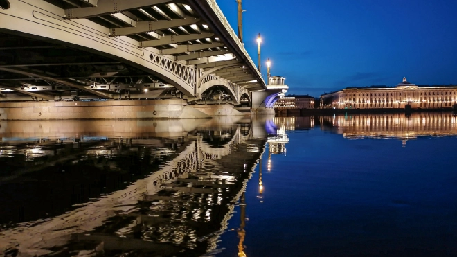 В ночь на 14 декабря в Петербурге в последний раз разведут мосты