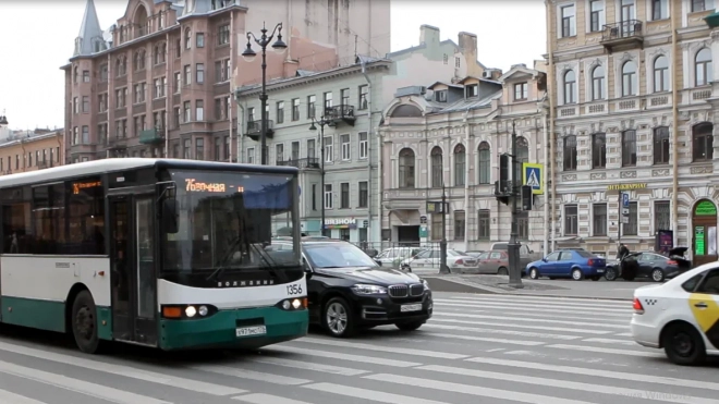 На Литейном проспекте из-за дорожных работ изменили движение автобусов