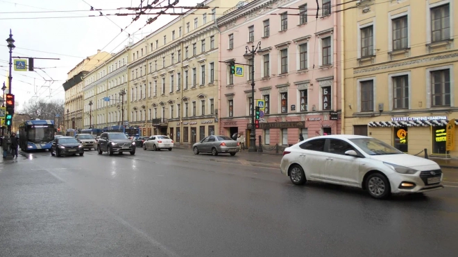 Продажи китайских "легковушек" выросли в Петербурге в 1,5 раза