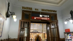 На петербургских вокзалах проверяют соблюдение пассажирами масочного режима 