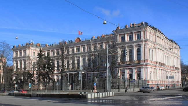 Генпрокуратура намерена изъять Николаевский дворец у ленинградских профсоюзов