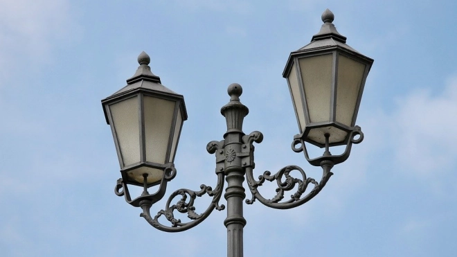 К концу сентября на Васильевском острове появятся новые фонари