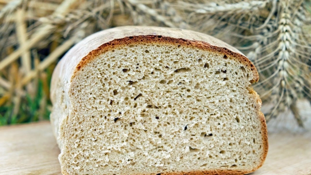 Цены на хлеб в РФ могут вырасти на 20% из-за подорожания муки