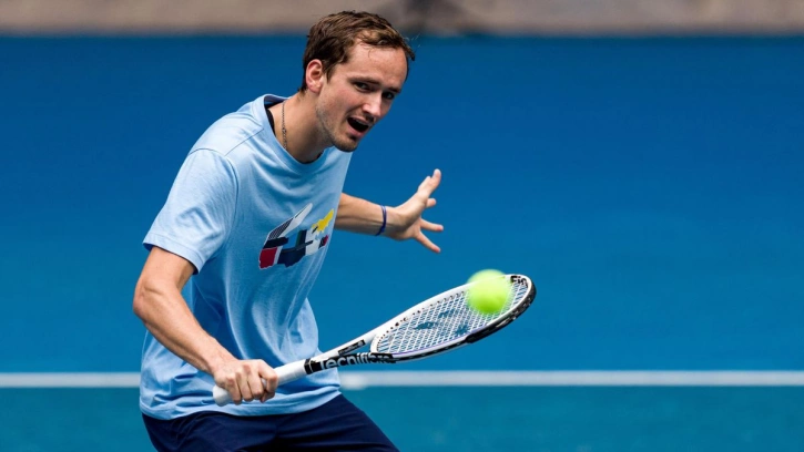 Медведев одолел Лааксонена в первом круге Australian Open 