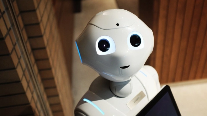 Ученые из США научили робота реагировать на эмоции человека 