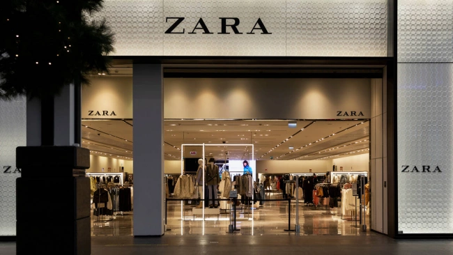 Часть магазинов Zara могут открыться в РФ в июне