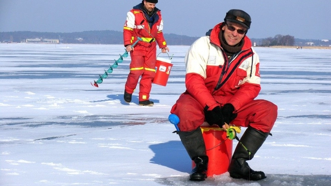 МЧС Ленобласти напомнило о запрете выхода на лед