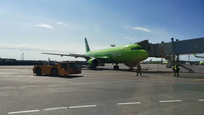 Самолет развернулся над Краковом на пути из Белграда в Петербург из-за "бомбы" на борту