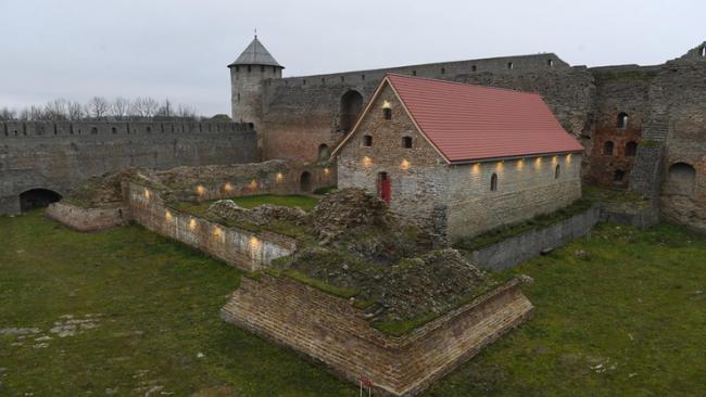 Крепости Ленобласти погрузятся во тьму в рамках международной акции "Час Земли"