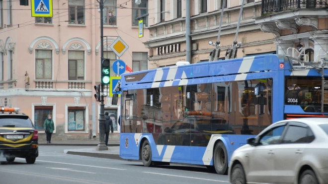 Из-за ДТП на Невском троллейбусы  №№ 1, 5, 7, 10, 11, 22 изменили маршрут