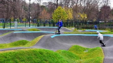 Круговая беговая дорожка и скейт-площадка появятся в парке Авиаторов 